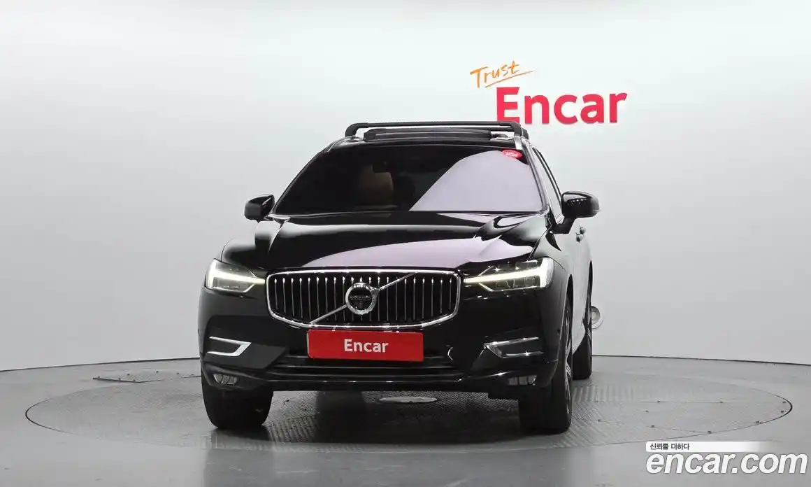 Volvo XC60 2019 2.0 автомат (гидро), фото 3