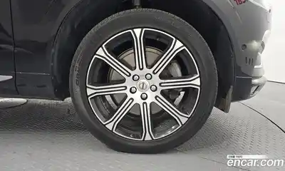 Volvo XC60 2019 2.0 автомат (гидро), миниатюра 7