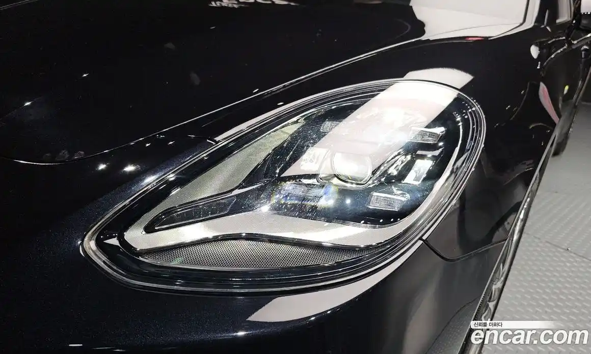 Porsche Panamera 2023 2.9 автомат (гидро), фото 8