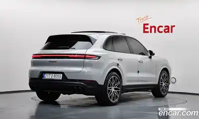 Porsche Cayenne 2024 3.0 автомат (гидро), миниатюра 2