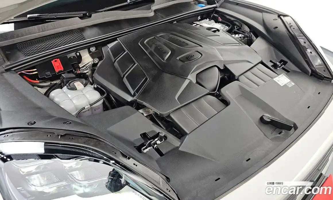 Porsche Cayenne 2024 3.0 автомат (гидро), фото 6