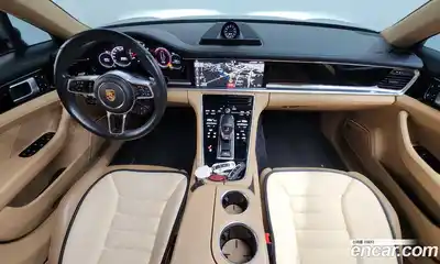 Porsche Panamera 2018 3.0 автомат (гидро), миниатюра 9