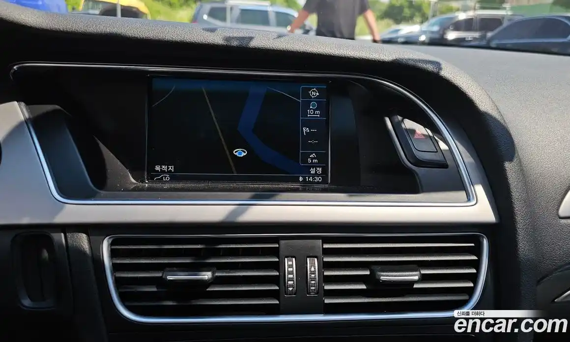 Audi A4 2013 2.0 автомат (гидро), фото 14