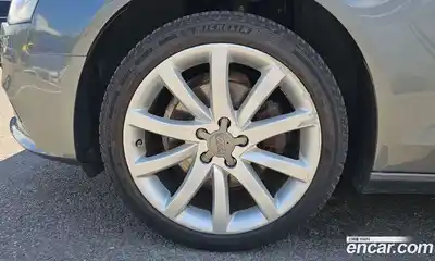 Audi A4 2013 2.0 автомат (гидро), миниатюра 5