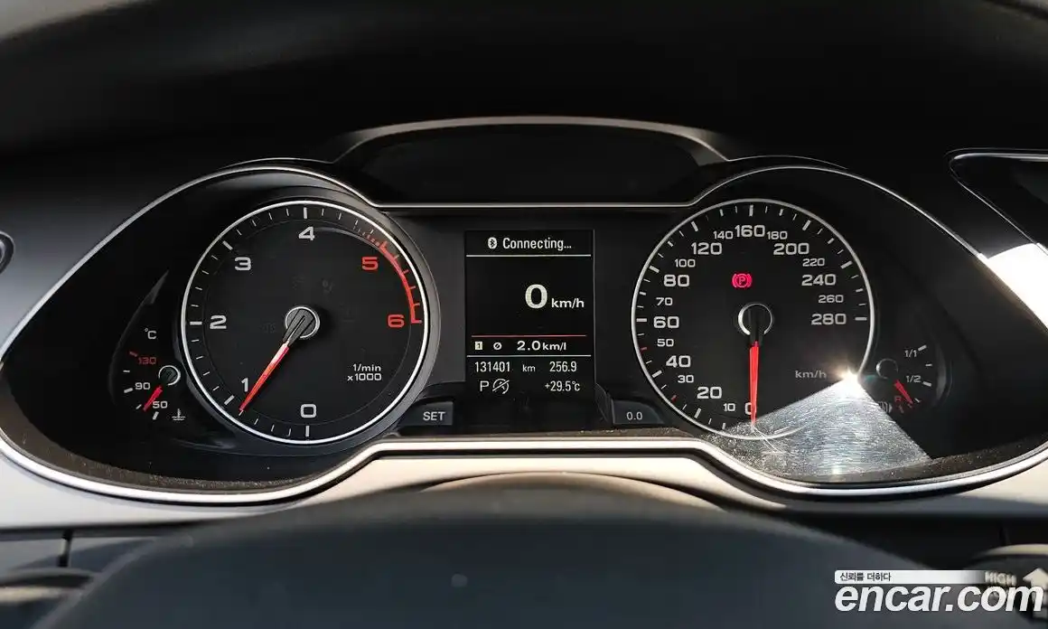 Audi A4 2013 2.0 автомат (гидро), фото 8