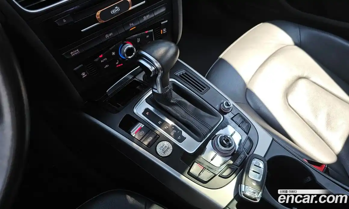 Audi A4 2013 2.0 автомат (гидро), фото 9