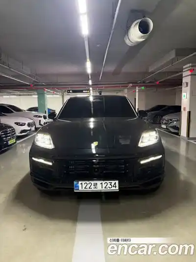 Porsche Cayenne, 2026, 500 км
