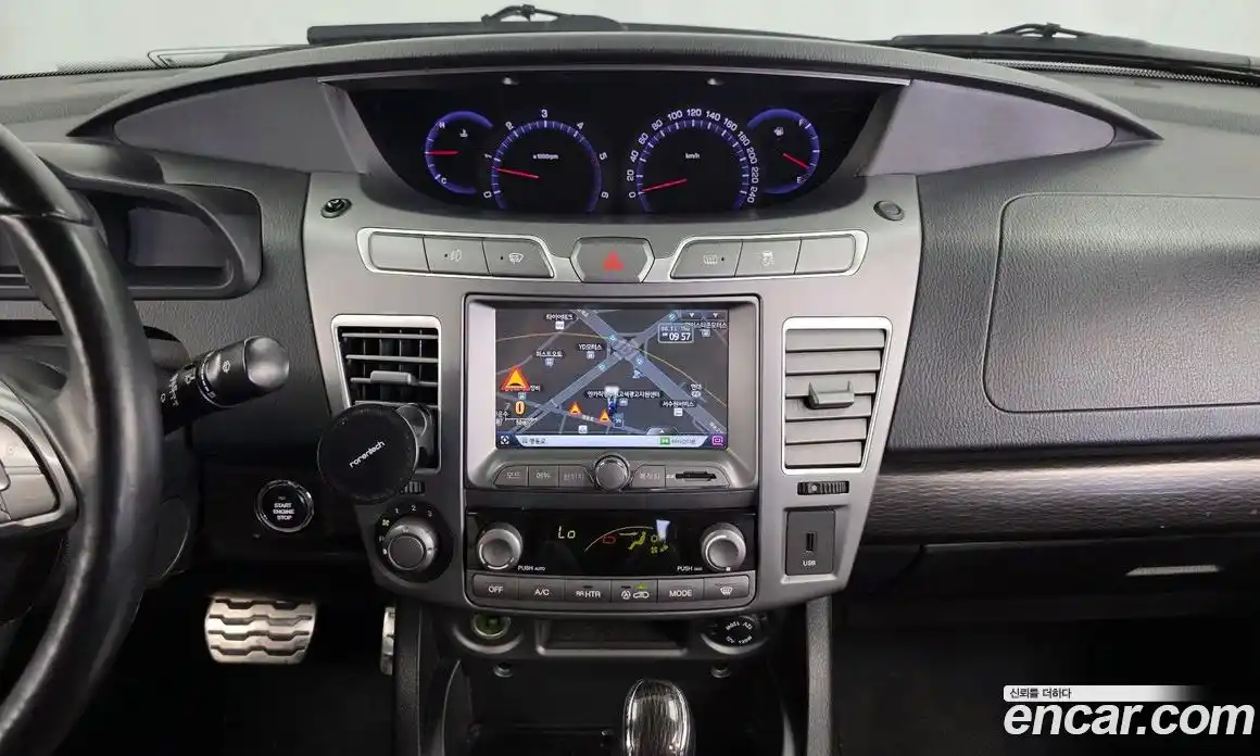 SsangYong Korando 2016 2.2 автомат (гидро), фото 14