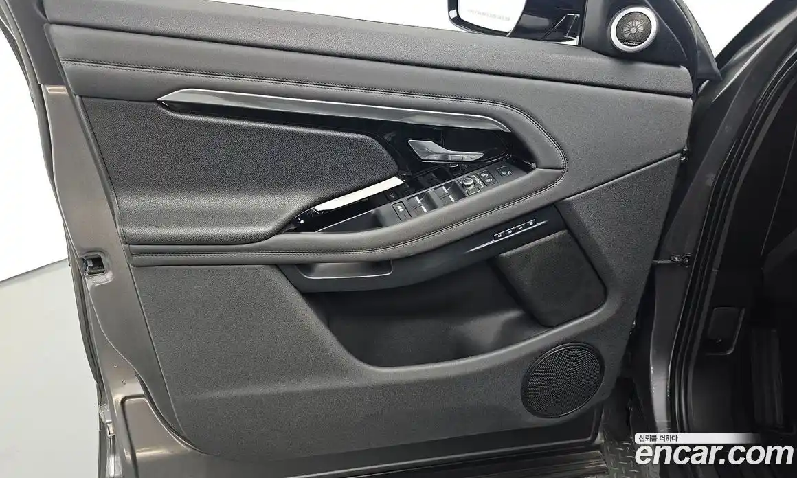 Land Rover Range Rover Evoque 2019 2.0 автомат (гидро), фото 14