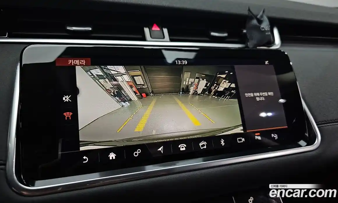 Land Rover Range Rover Evoque 2019 2.0 автомат (гидро), фото 21