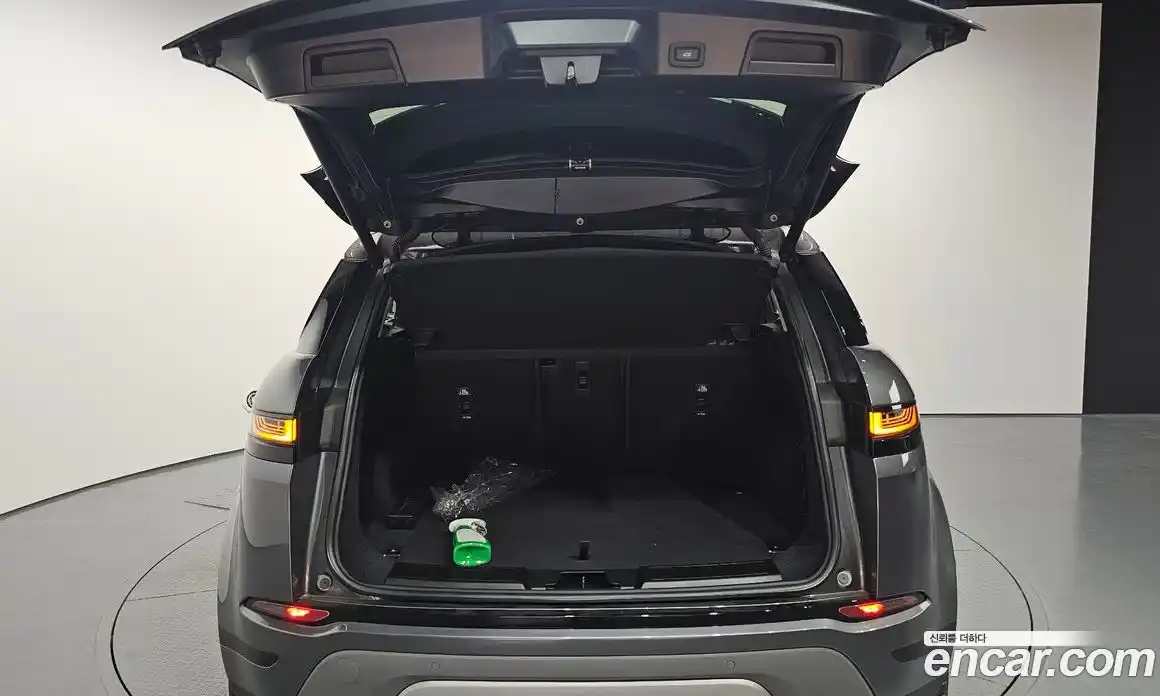 Land Rover Range Rover Evoque 2019 2.0 автомат (гидро), фото 26