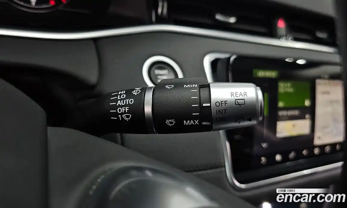 Land Rover Range Rover Evoque 2019 2.0 автомат (гидро), фото 29
