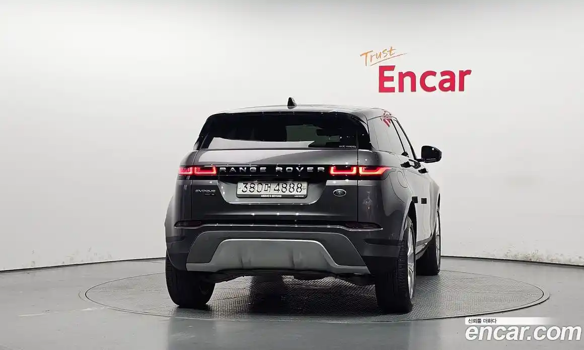 Land Rover Range Rover Evoque 2019 2.0 автомат (гидро), фото 4