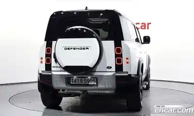 Land Rover Defender 2023 3.0 автомат (гидро), миниатюра 4