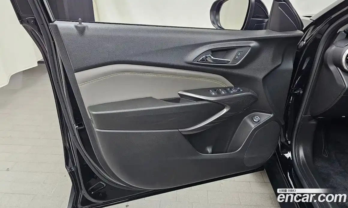 Chevrolet Trax 2023 1.2 автомат (гидро), фото 14