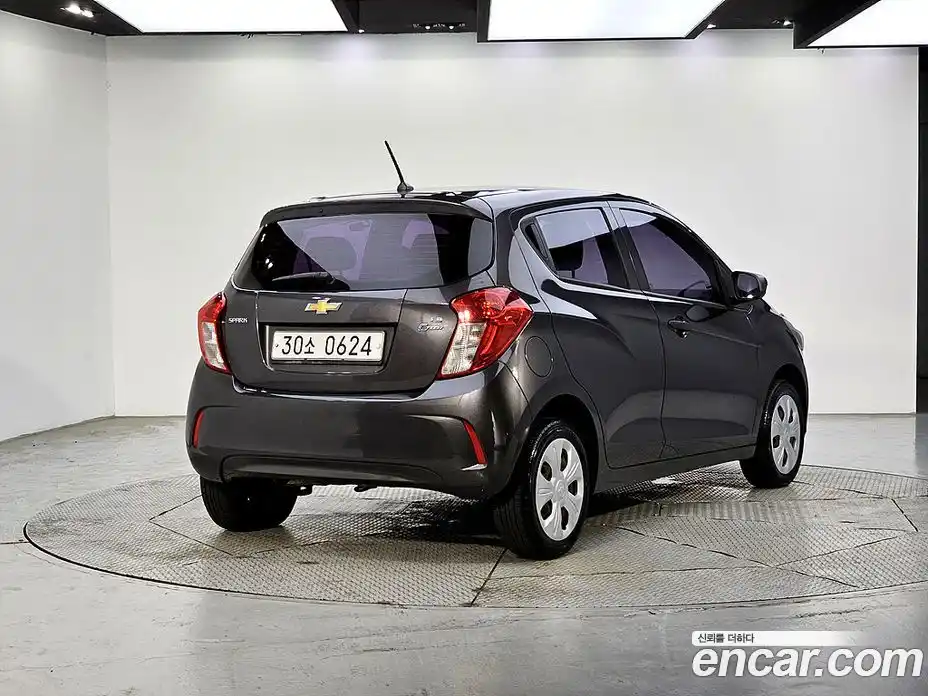 Chevrolet Spark 2016 1.0 автомат (гидро), фото 4
