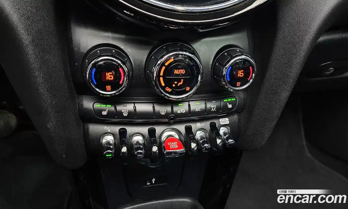 Mini Cooper Convertible 2024 1.5 автомат (гидро), фото 29