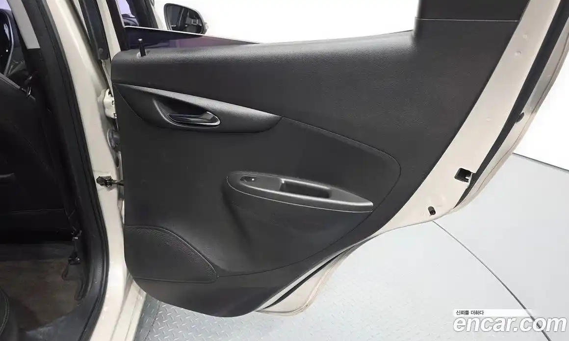 Chevrolet Spark 2016 1.0 автомат (гидро), фото 15