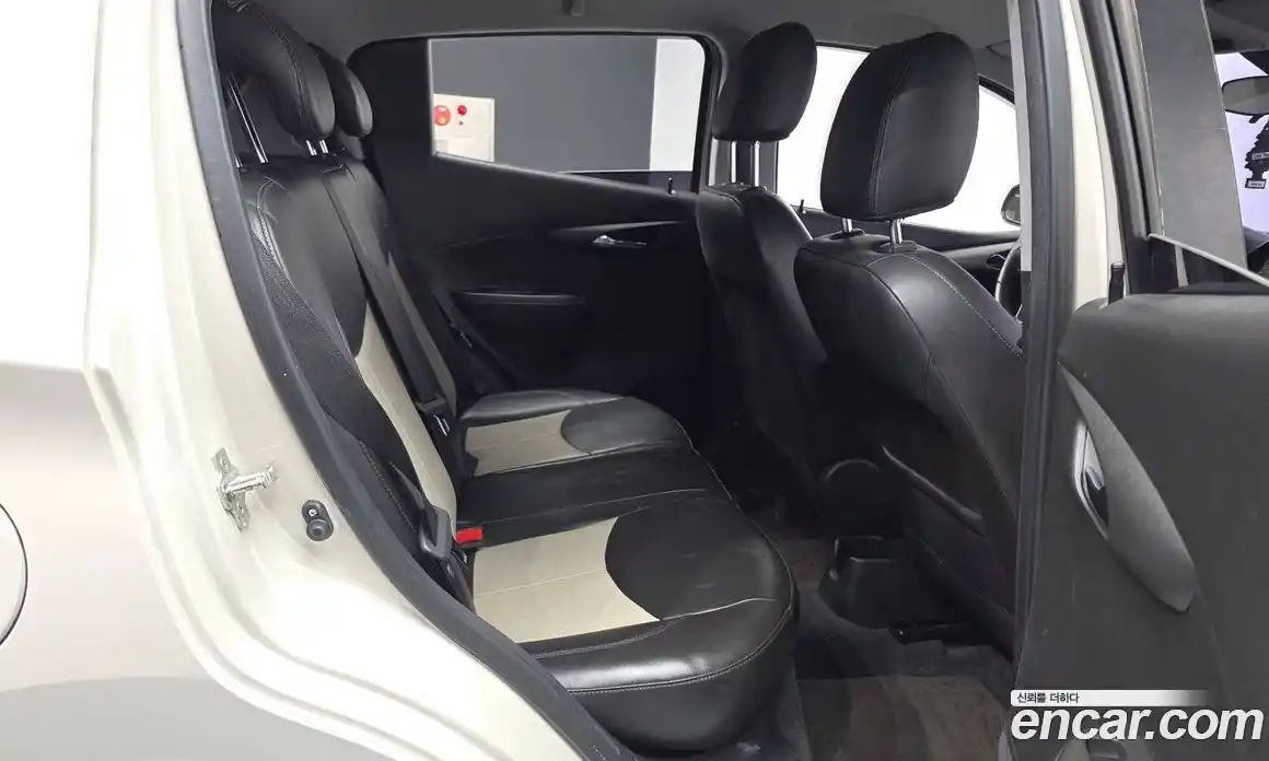 Chevrolet Spark 2016 1.0 автомат (гидро), фото 18