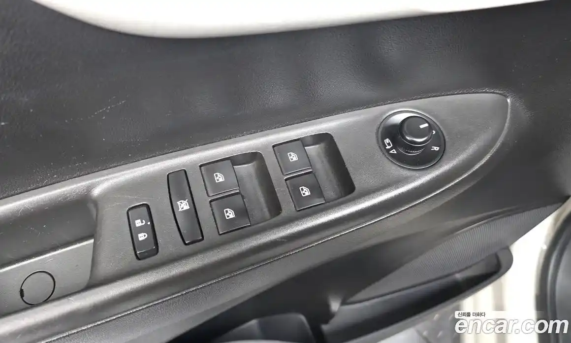 Chevrolet Spark 2016 1.0 автомат (гидро), фото 25