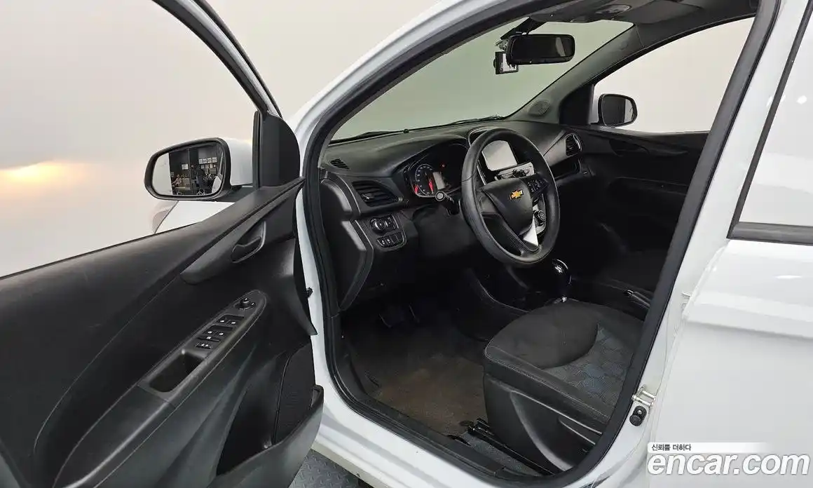 Chevrolet Spark 2015 1.0 автомат (гидро), фото 13