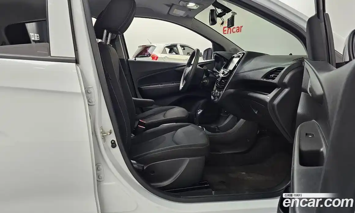Chevrolet Spark 2015 1.0 автомат (гидро), фото 16