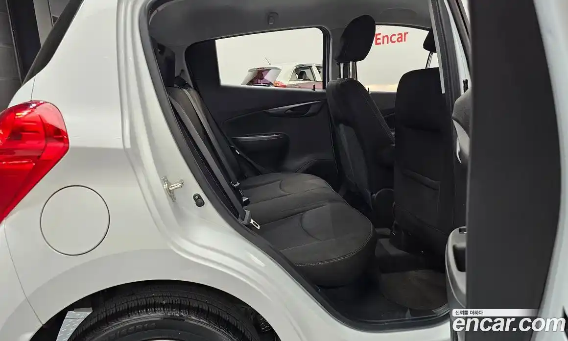 Chevrolet Spark 2015 1.0 автомат (гидро), фото 17