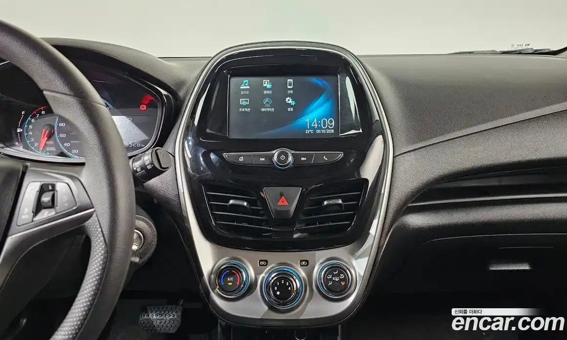 Chevrolet Spark 2015 1.0 автомат (гидро), фото 19