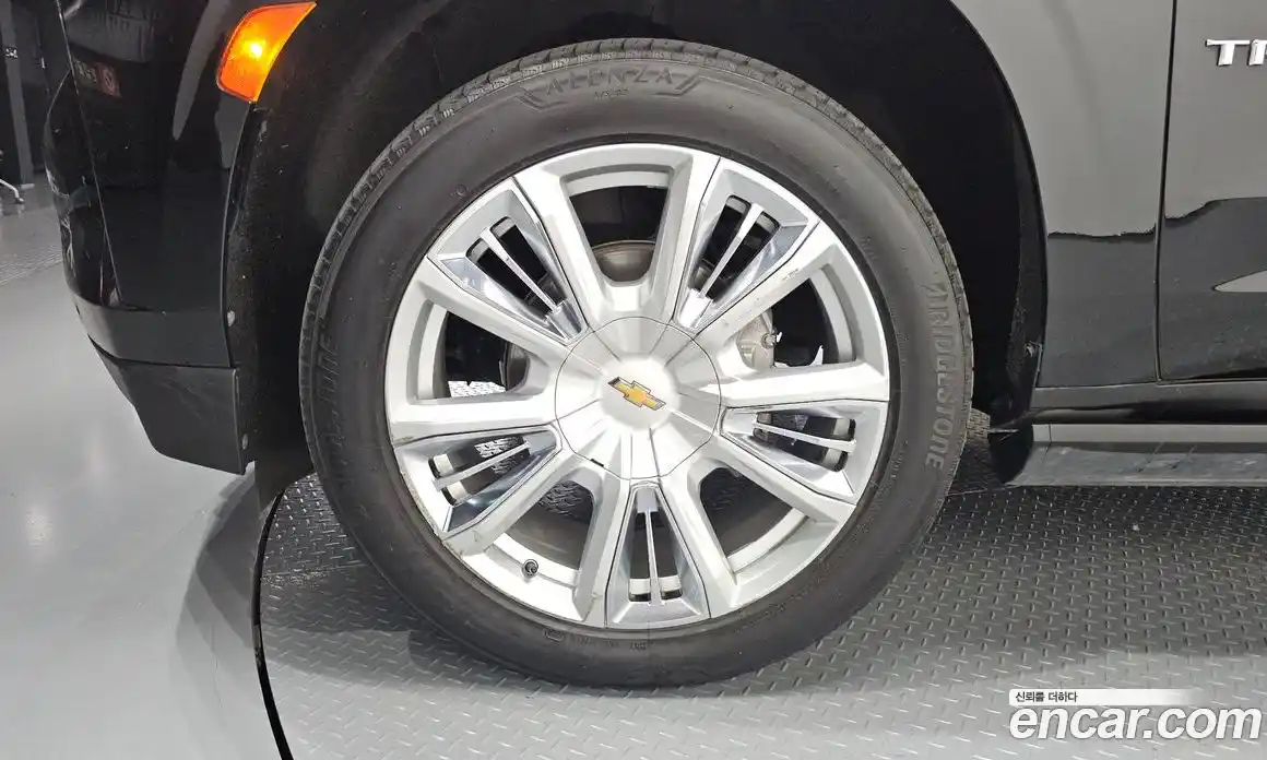 Chevrolet Tahoe 2022 6.2 автомат (гидро), фото 5