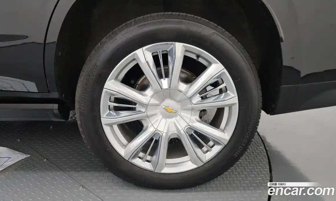 Chevrolet Tahoe 2022 6.2 автомат (гидро), фото 7