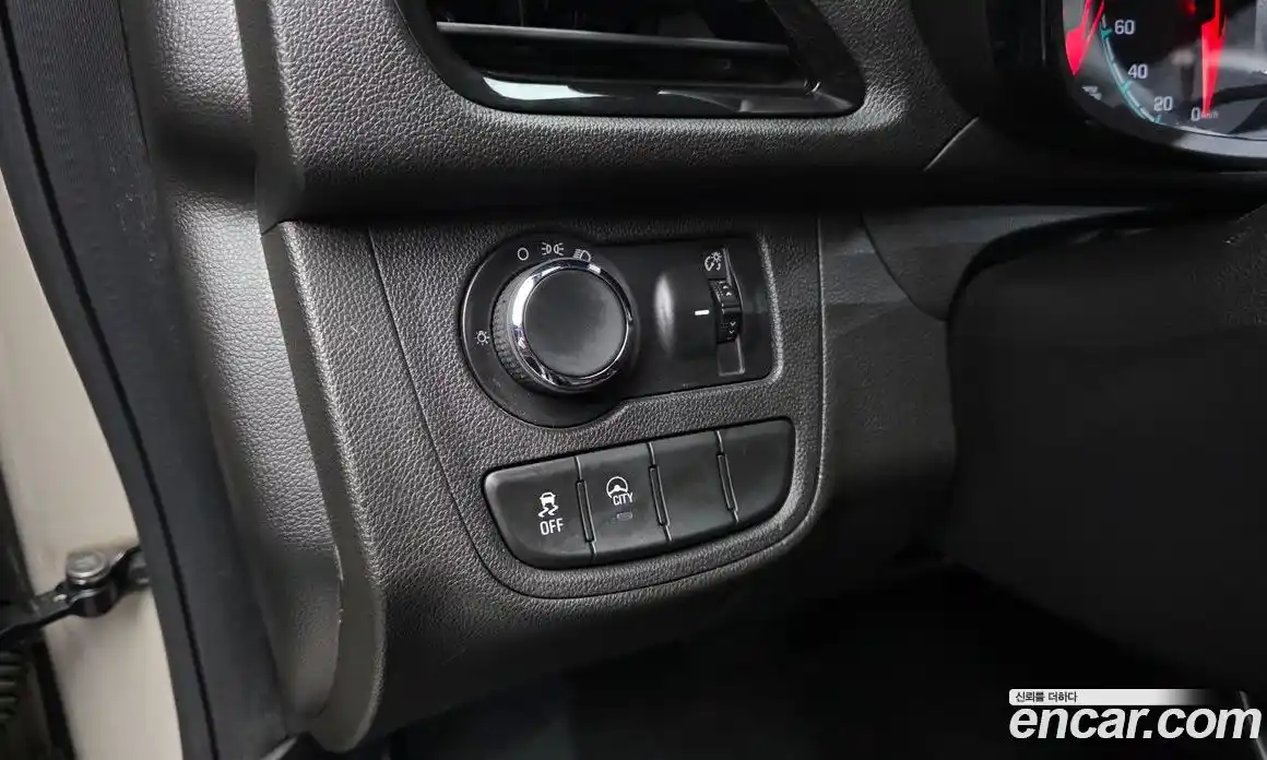 Chevrolet Spark 2016 1.0 автомат (гидро), фото 16