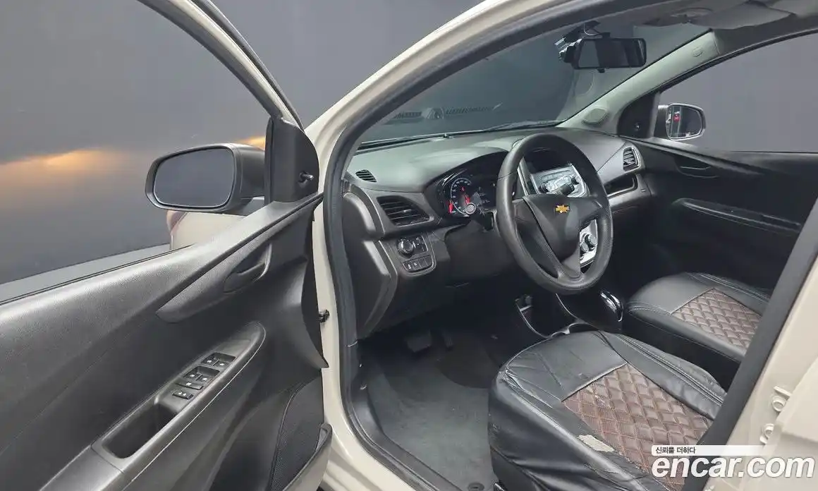 Chevrolet Spark 2016 1.0 автомат (гидро), фото 10