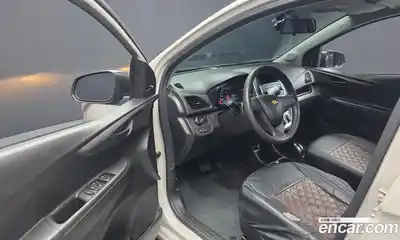 Chevrolet Spark 2016 1.0 автомат (гидро), миниатюра 10