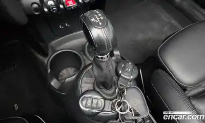 Mini Cooper Convertible 2019 1.5 автомат (гидро), миниатюра 11