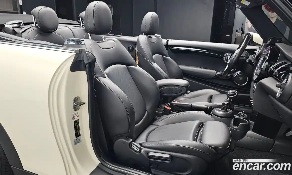 Mini Cooper Convertible 2019 1.5 автомат (гидро), фото 17