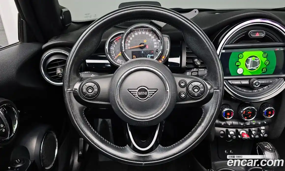 Mini Cooper Convertible 2019 1.5 автомат (гидро), фото 18