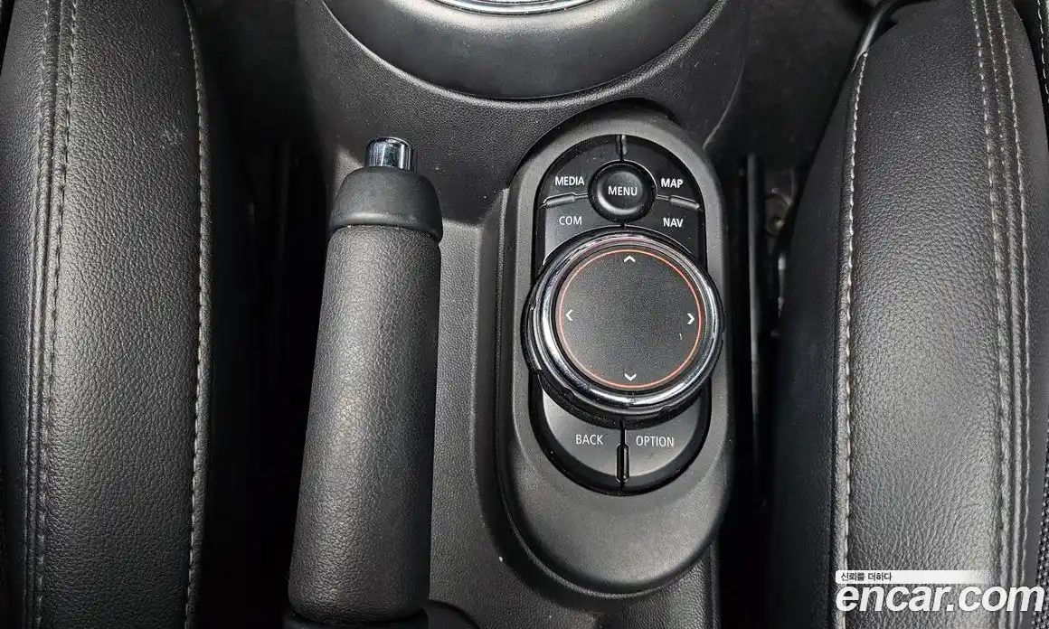 Mini Cooper Convertible 2019 1.5 автомат (гидро), фото 25