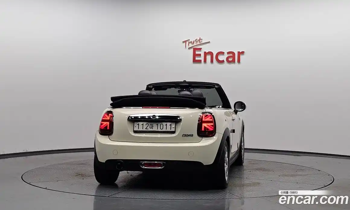 Mini Cooper Convertible 2019 1.5 автомат (гидро), фото 3