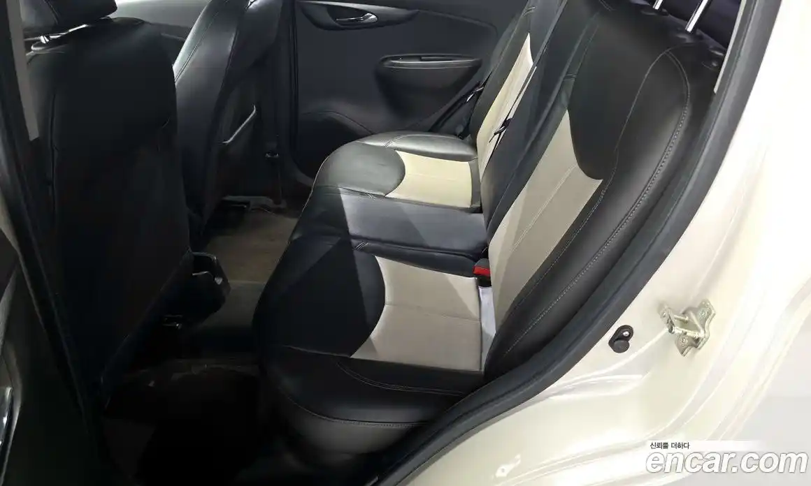 Chevrolet Spark 2016 1.0 автомат (гидро), фото 18