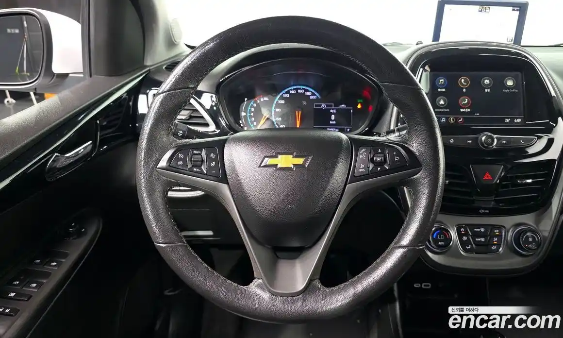 Chevrolet Spark 2019 1.0 автомат (гидро), фото 13