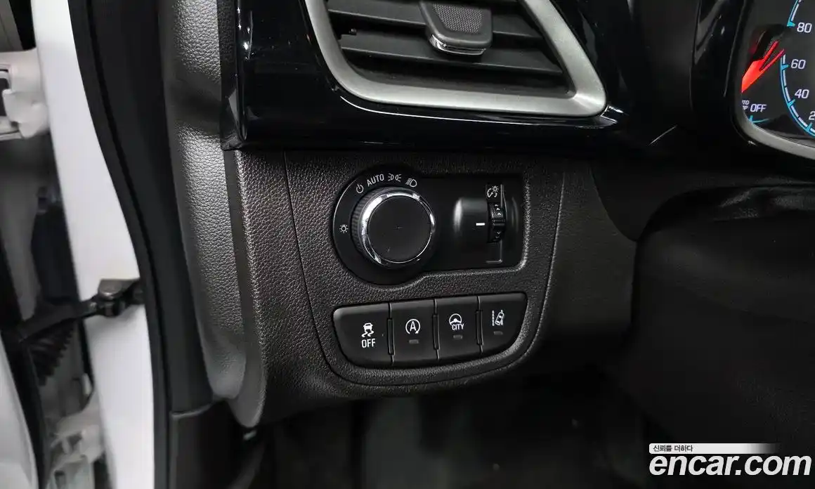 Chevrolet Spark 2019 1.0 автомат (гидро), фото 19