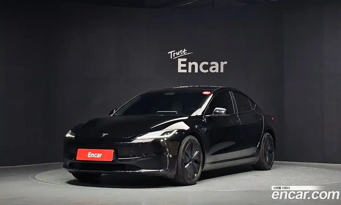 Tesla Model 3 2024 0.2 автомат (гидро), фото 1 Tesla Model 3 2024 0.2 автомат (гидро), фото 1