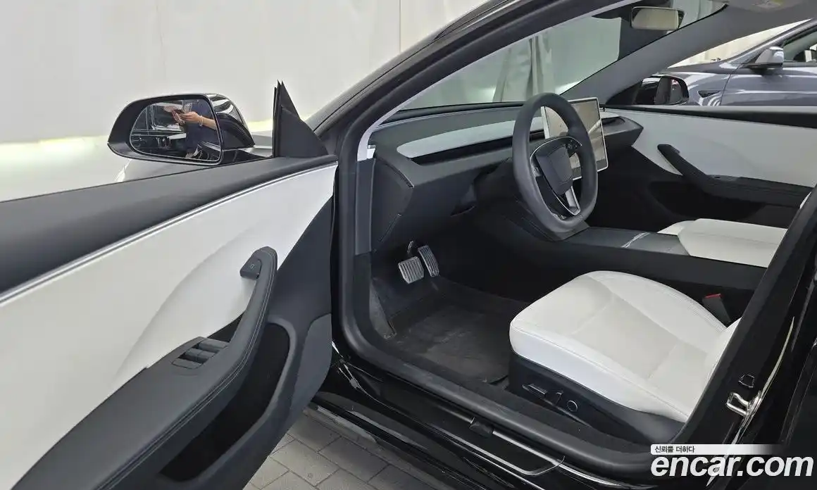 Tesla Model 3 2024 0.2 автомат (гидро), фото 13 Tesla Model 3 2024 0.2 автомат (гидро), фото 13