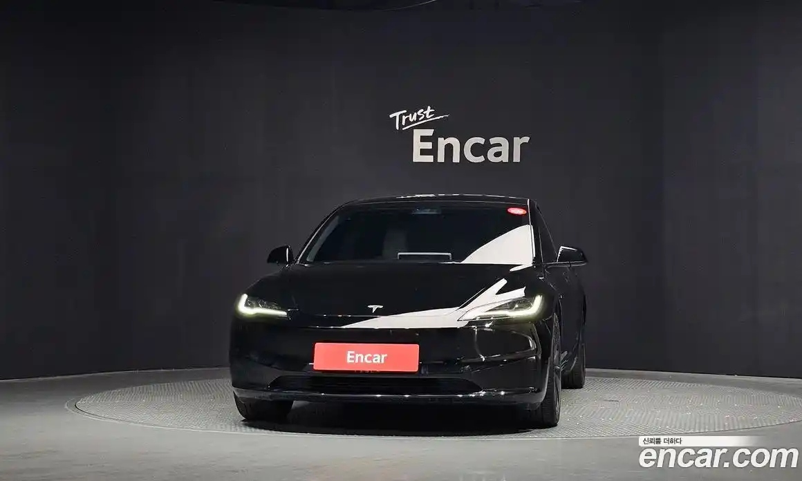 Tesla Model 3 2024 0.2 автомат (гидро), фото 3 Tesla Model 3 2024 0.2 автомат (гидро), фото 3
