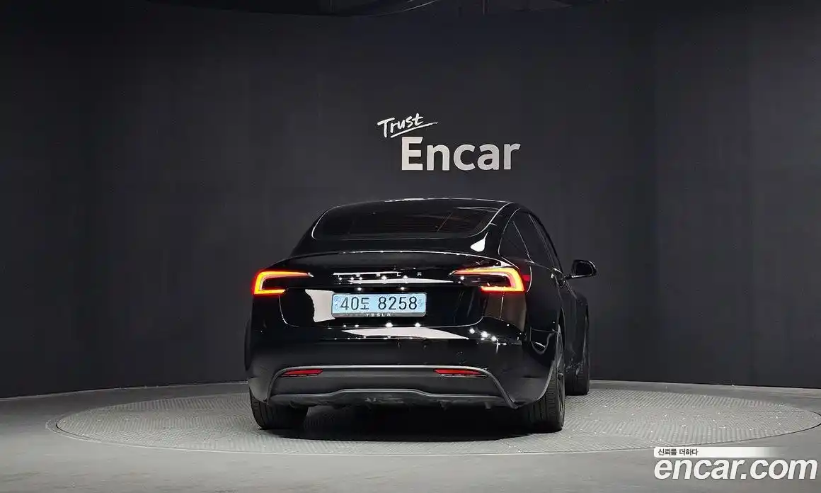 Tesla Model 3 2024 0.2 автомат (гидро), фото 4 Tesla Model 3 2024 0.2 автомат (гидро), фото 4