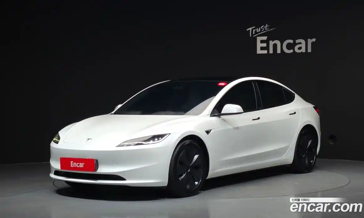Tesla Model 3 2024 0.2 автомат (гидро), фото 1 Tesla Model 3 2024 0.2 автомат (гидро), фото 1