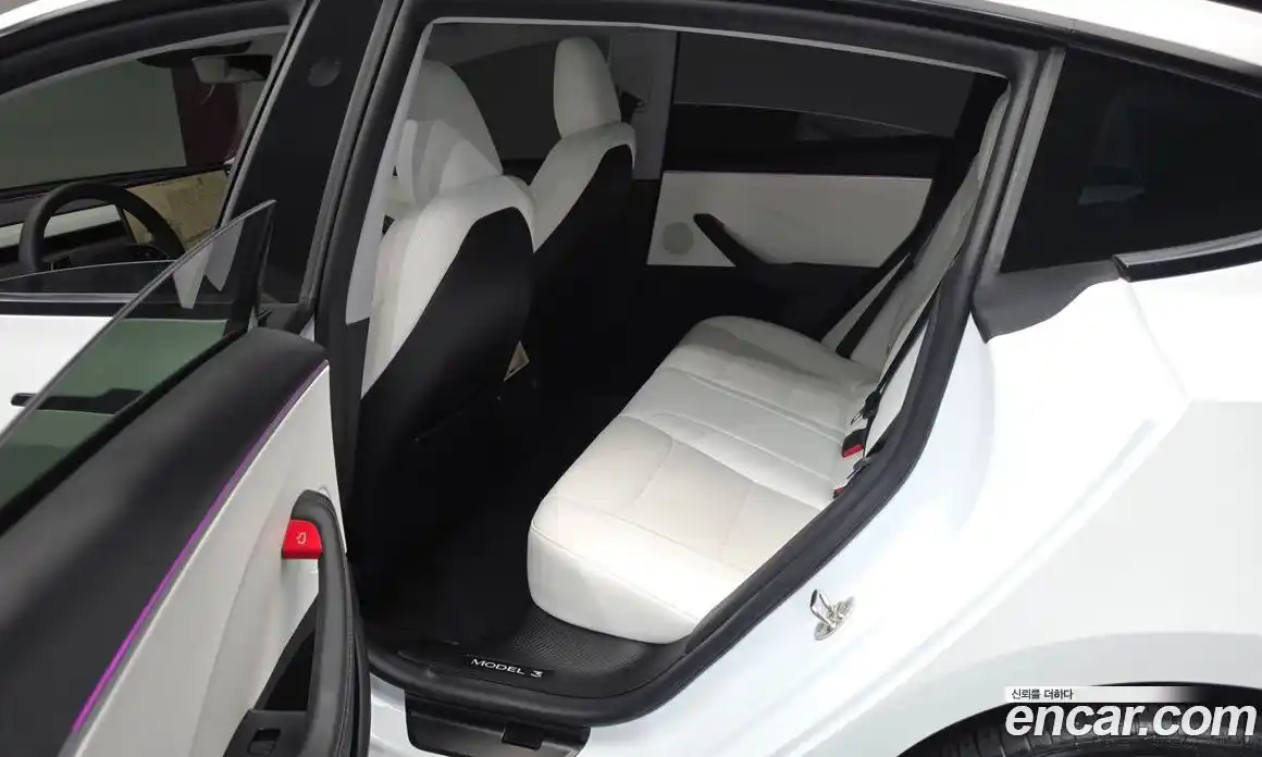 Tesla Model 3 2024 0.2 автомат (гидро), фото 17 Tesla Model 3 2024 0.2 автомат (гидро), фото 17