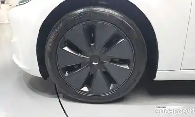 Tesla Model 3 2024 0.2 автомат (гидро), миниатюра 5 Tesla Model 3 2024 0.2 автомат (гидро), миниатюра 5