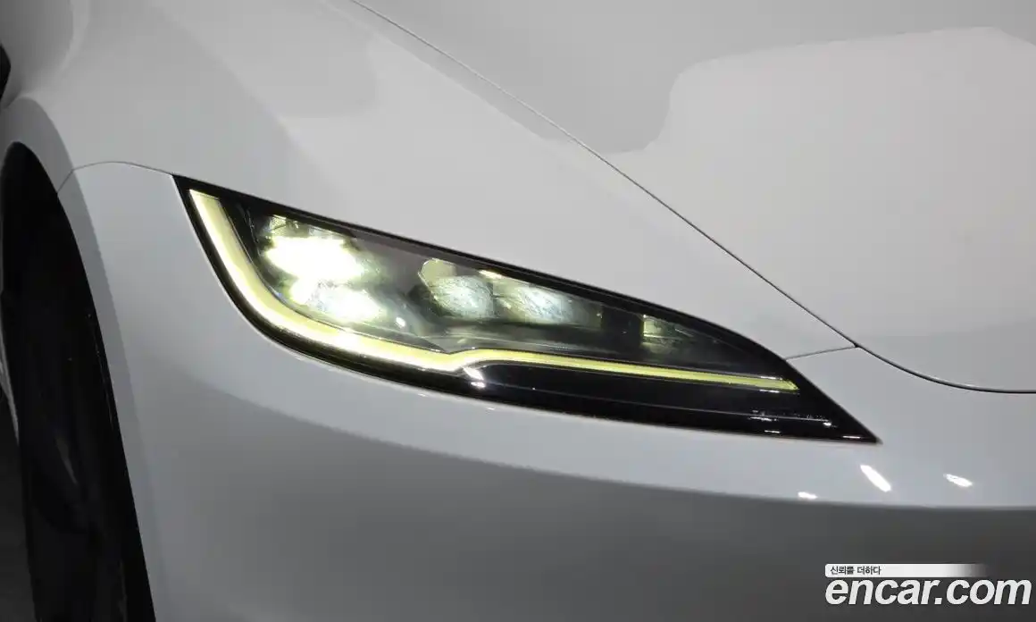 Tesla Model 3 2024 0.2 автомат (гидро), фото 8 Tesla Model 3 2024 0.2 автомат (гидро), фото 8