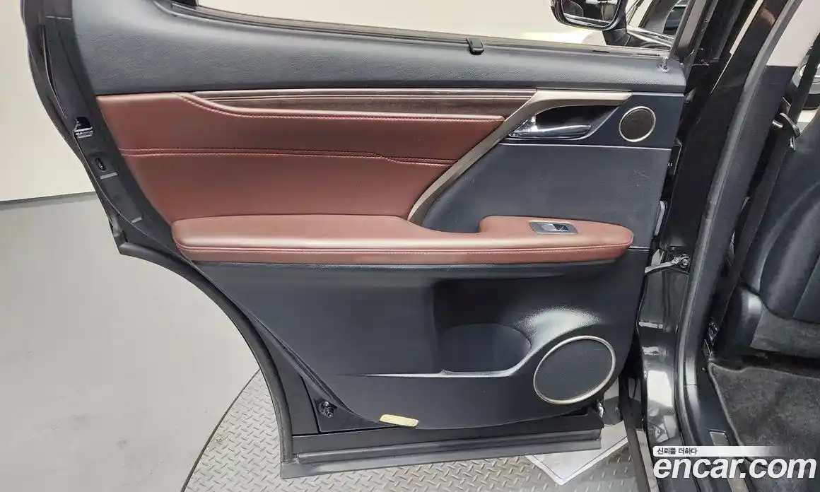 Lexus RX 2019 3.5 автомат (гидро), фото 15